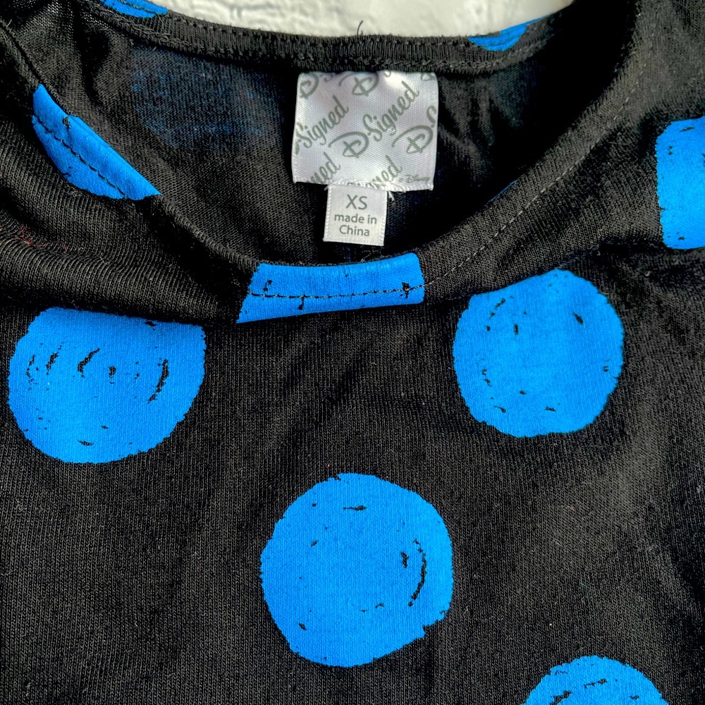 D-Signed (Disney) Tunic - Picture 5 of 5